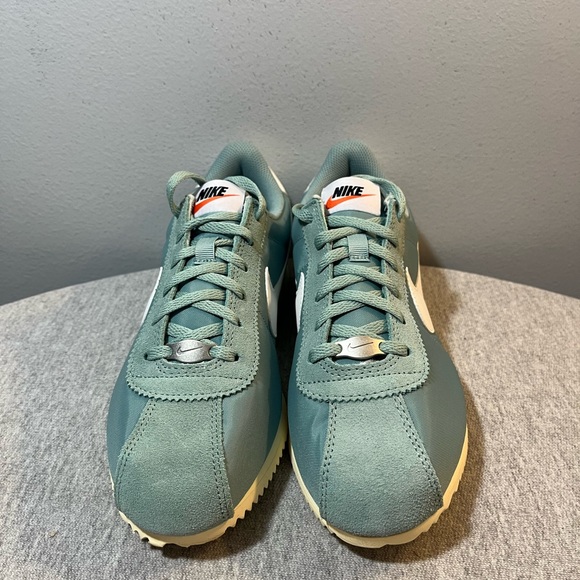 Nike Cortez TXT GS Cannon Sail Shoe Size 6Y/Women 7.5 IH7654-001 - Picture 3 of 10